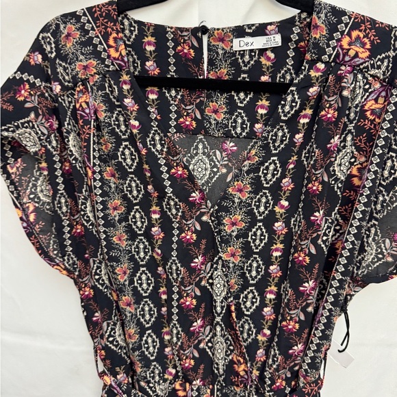 Dex Floral Cropped Jumpsuit NEW - Picture 3 of 12